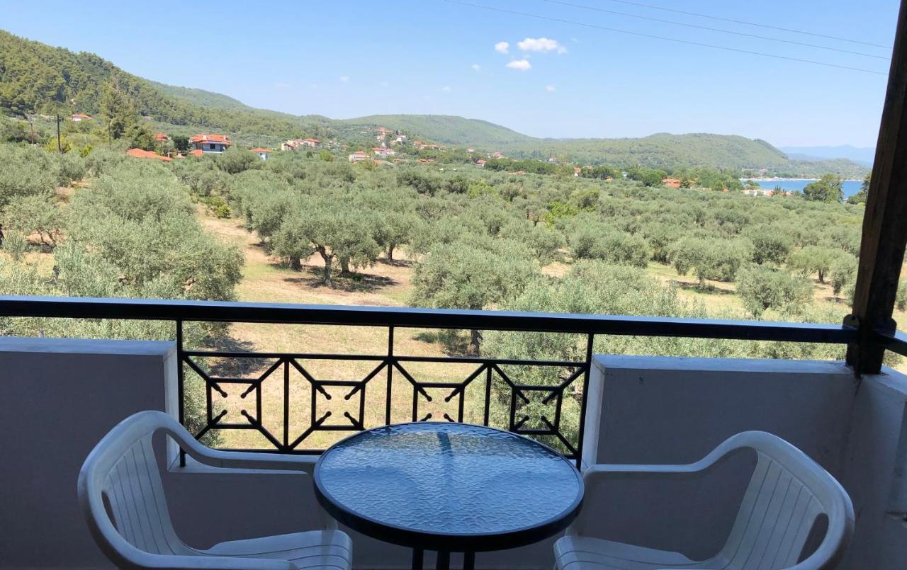 Balconaki In Vourvourou