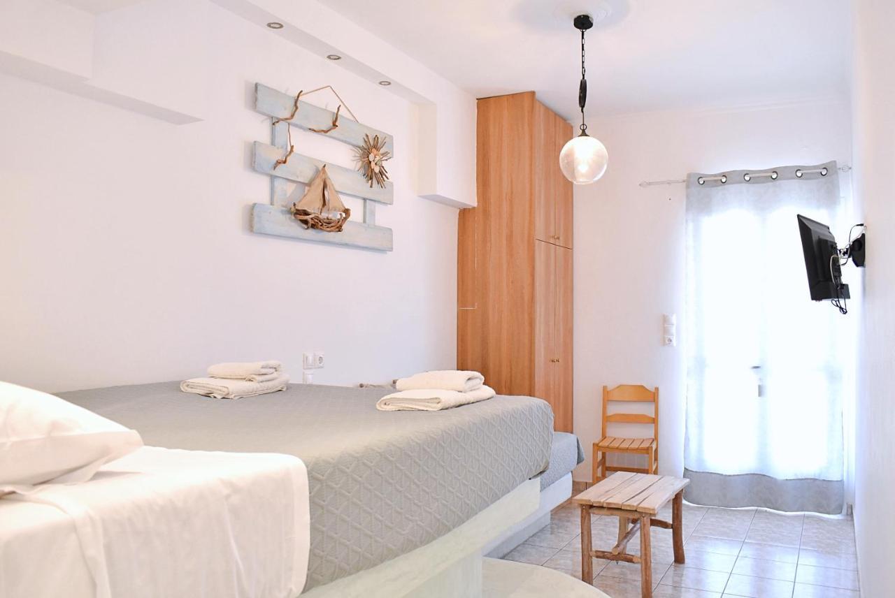 Apartment Tzamaros Studios Merichas