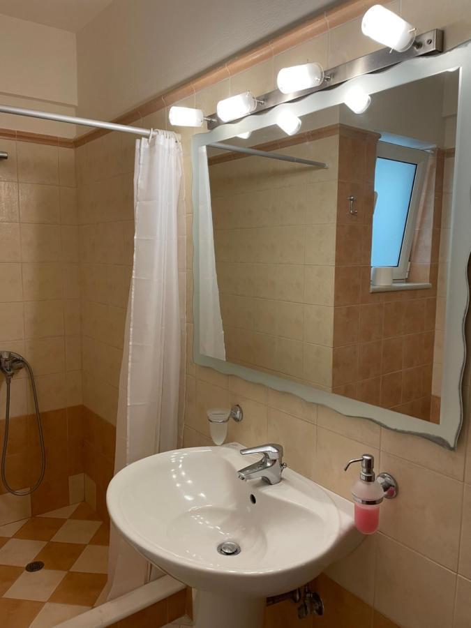 Aparthotel Dais *