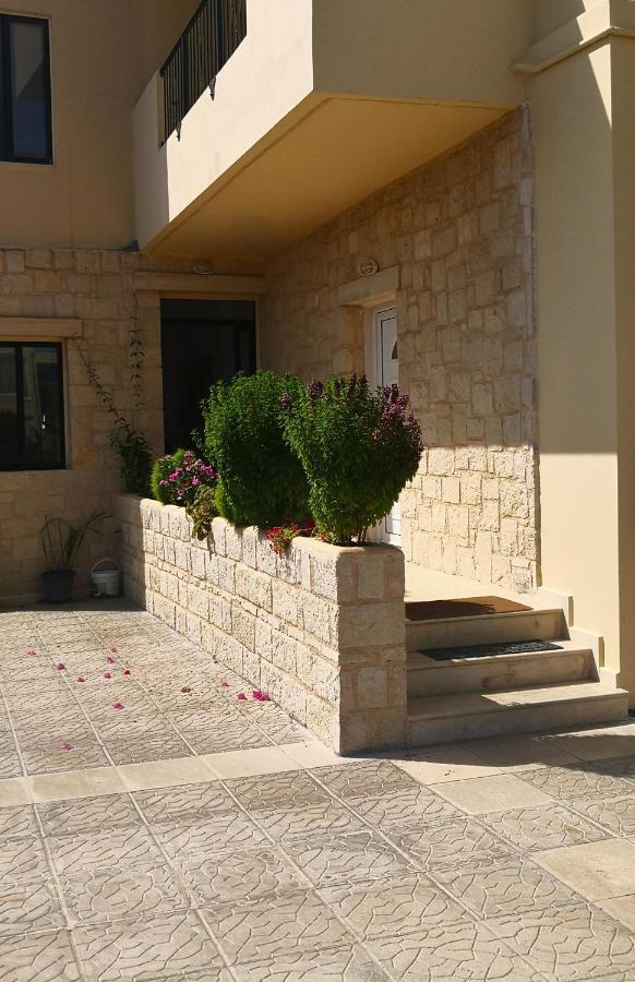 By The Sea Apartment Gazi