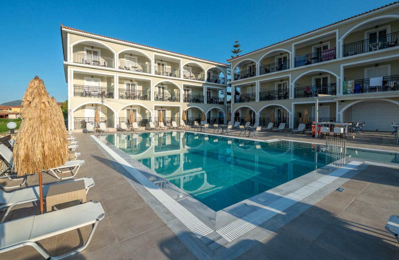 Aparthotel Athina