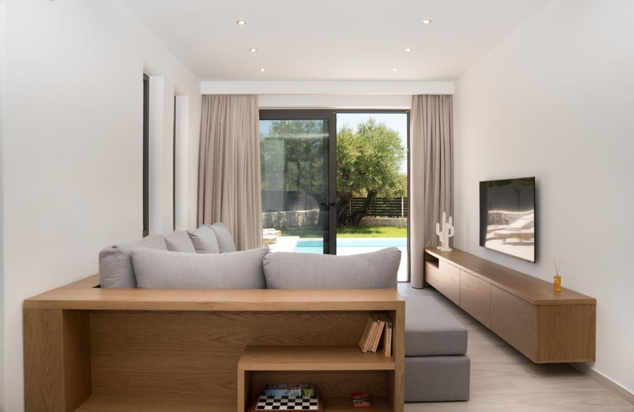 Ariadne Elegant Villa