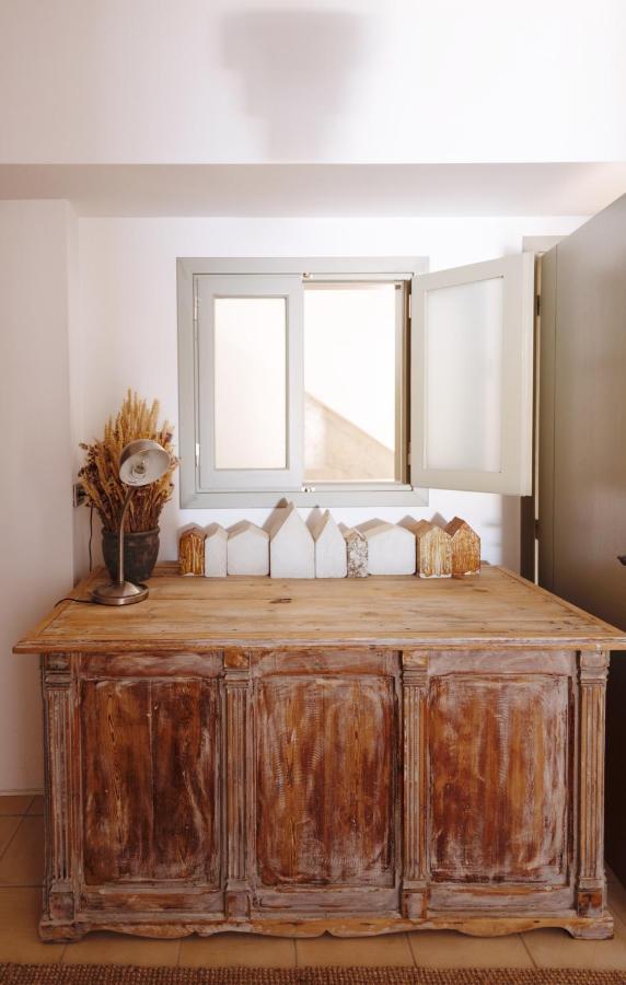 Villa Aiolos: Above The Sea, Within *