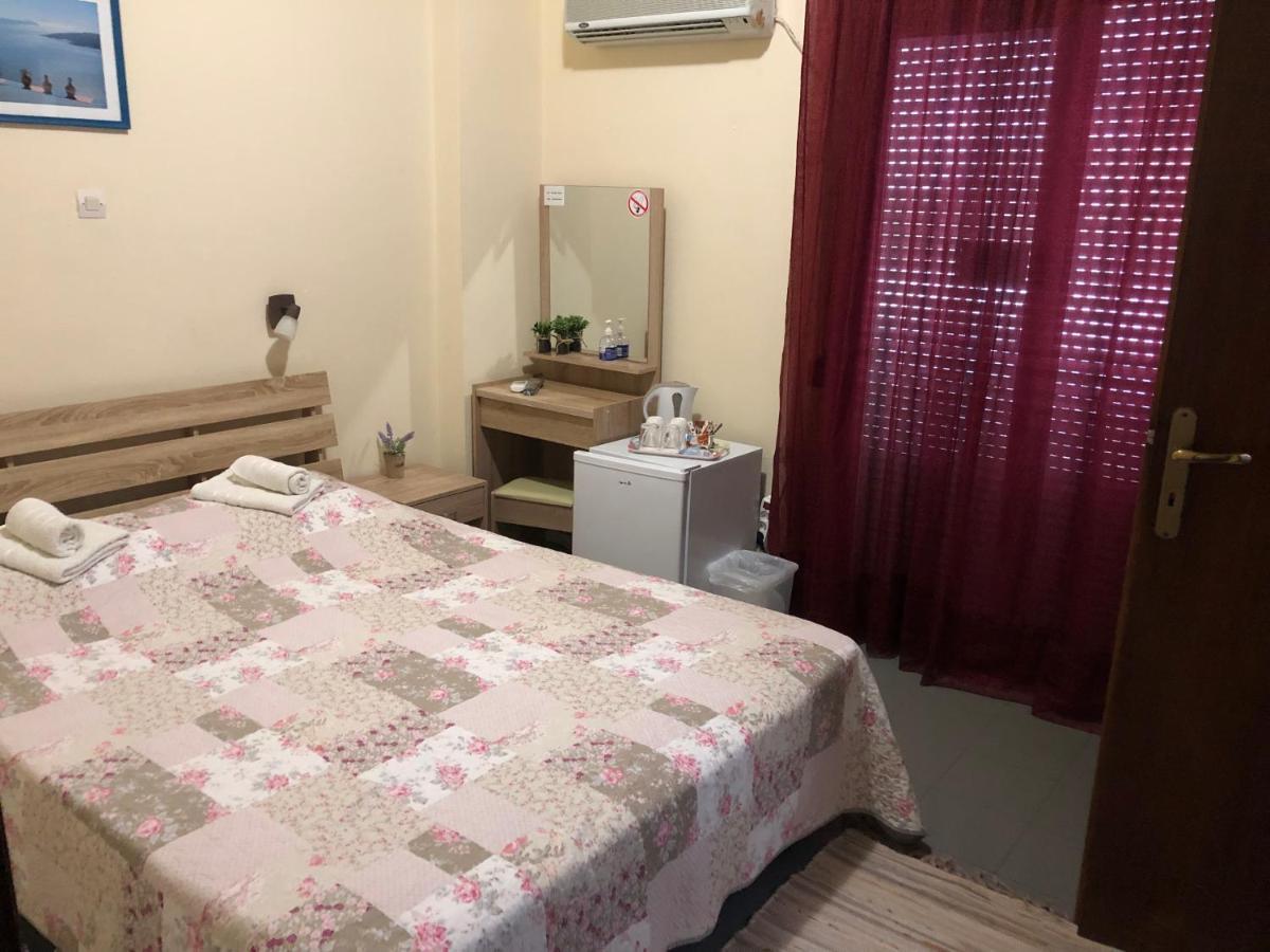 Guest house Platanos