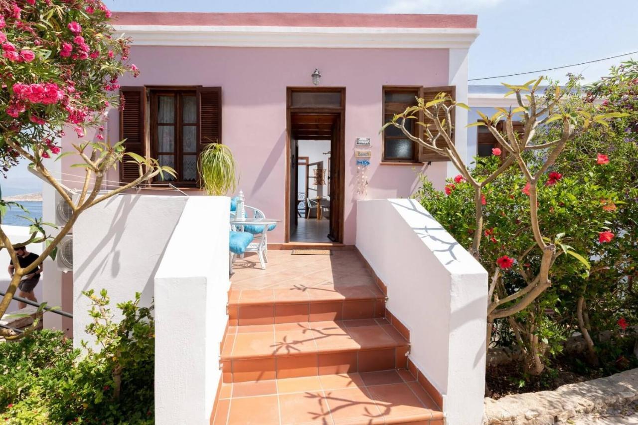 Apartment Leleka Chalki Town