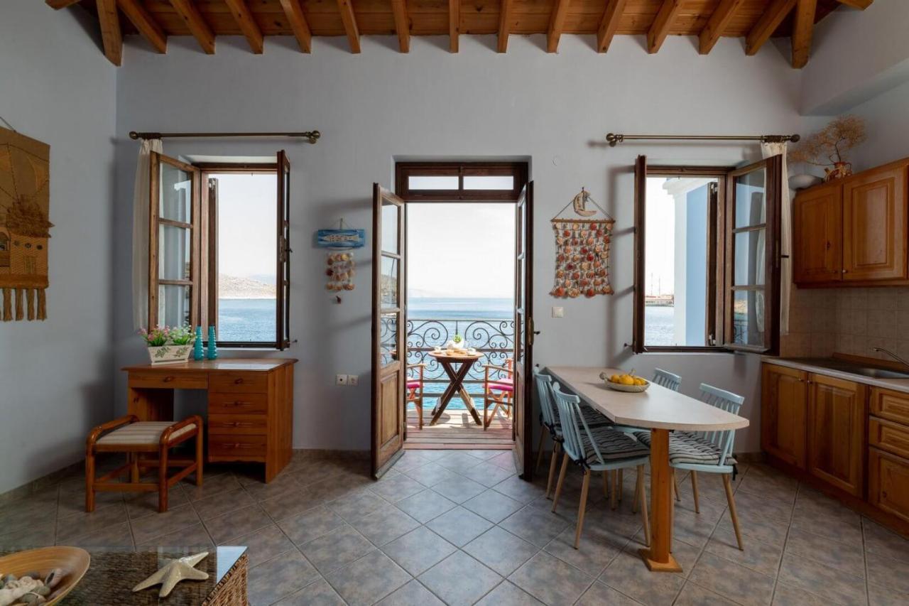 Apartment Leleka Chalki Town