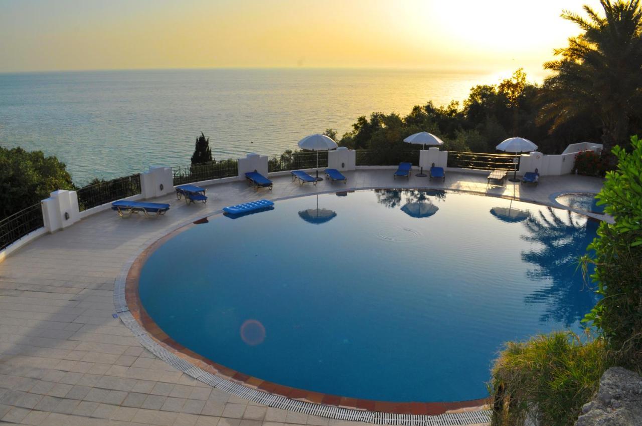 Apartment Maria With Pool And Amazing View - Agios Gordios