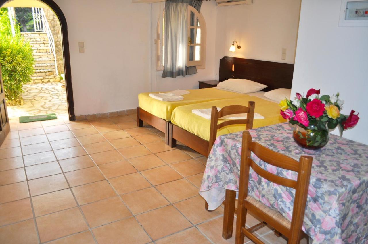 Maria With Pool And Amazing View - Agios Gordios Apartment Agios Gordios (Corfu)