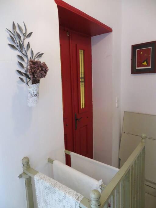 Holiday home Red Windows To Blue Sky Skyros