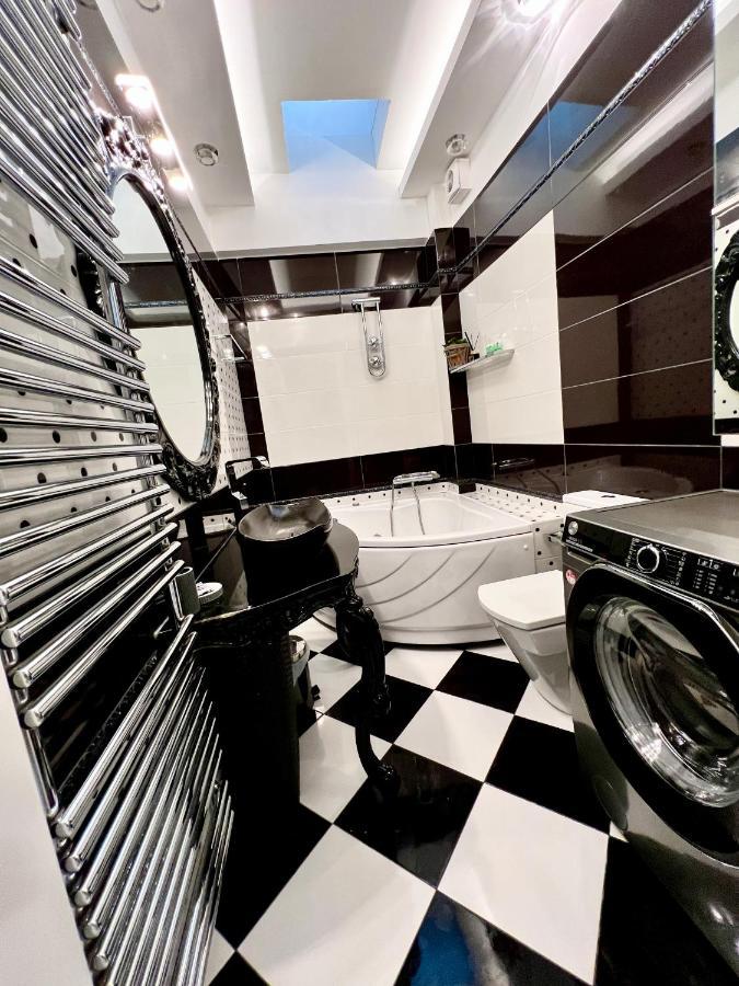Helen Luxury Loft Design Meisonette-apartment Apartment *