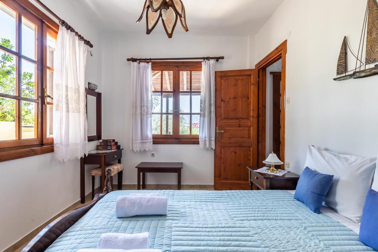 Ourania Apartment Skopelos Town