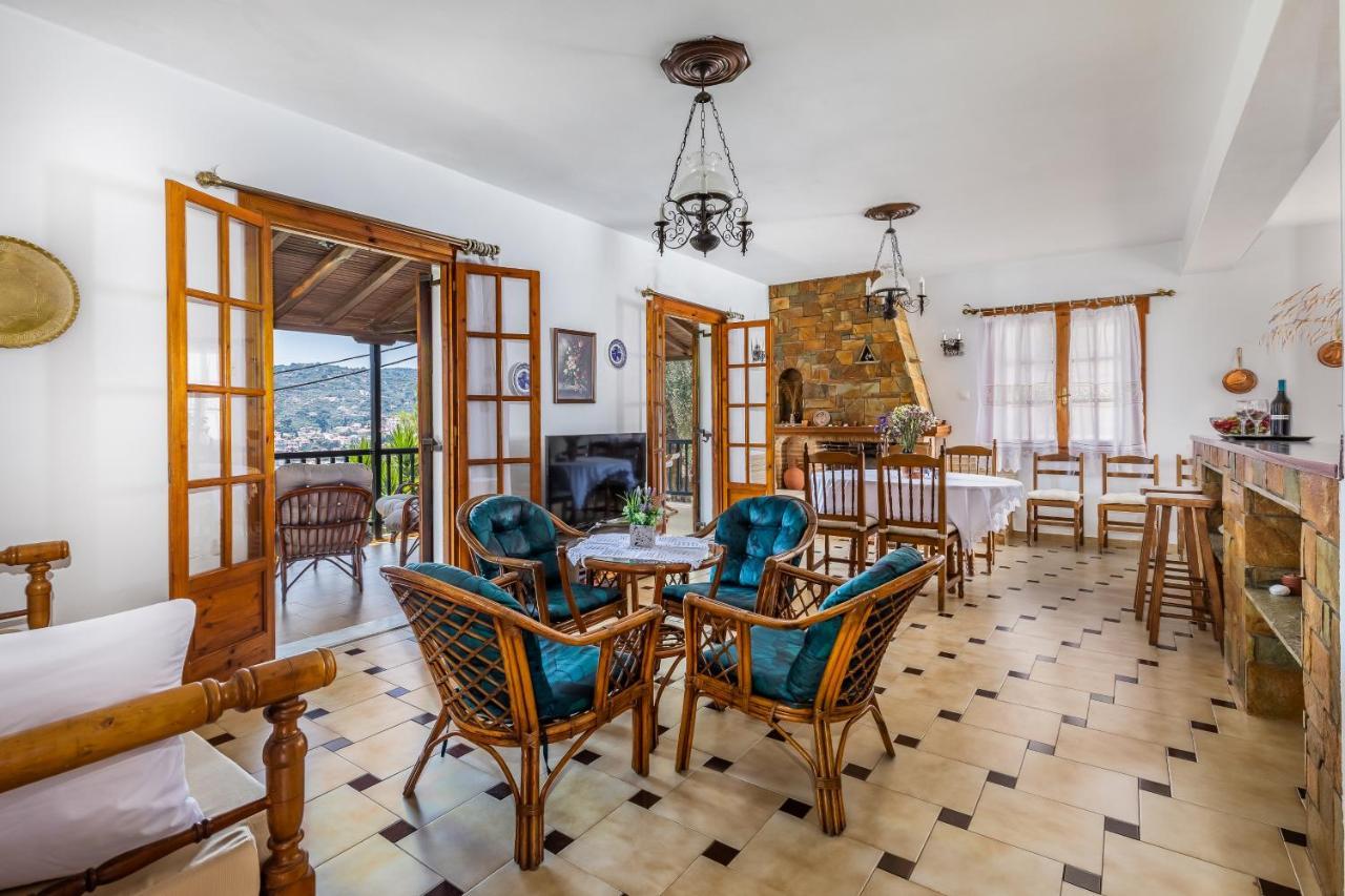 Ourania Apartment Skopelos Town