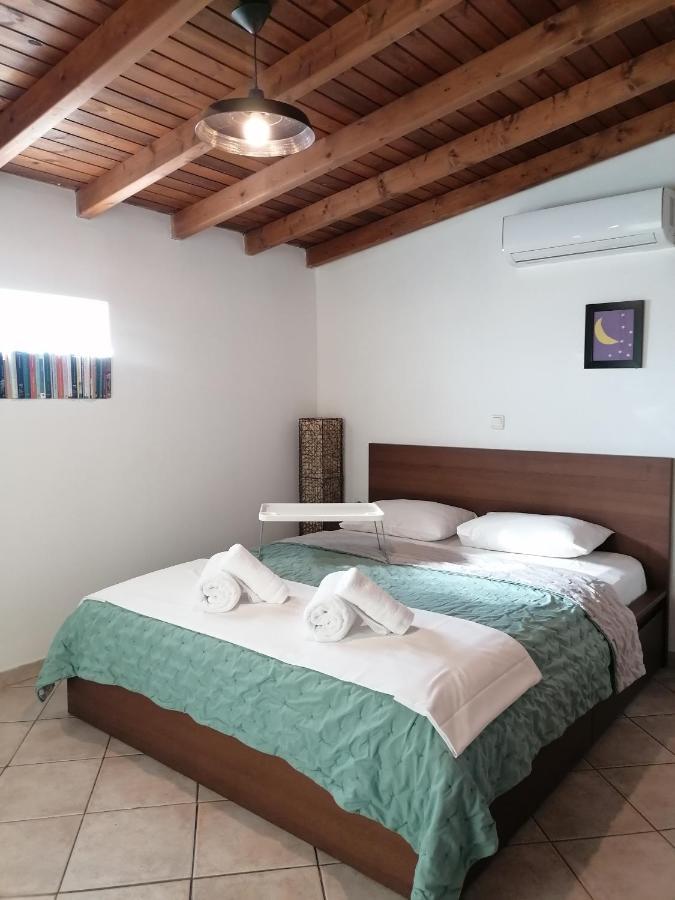 Center Gazi Historical Apartment