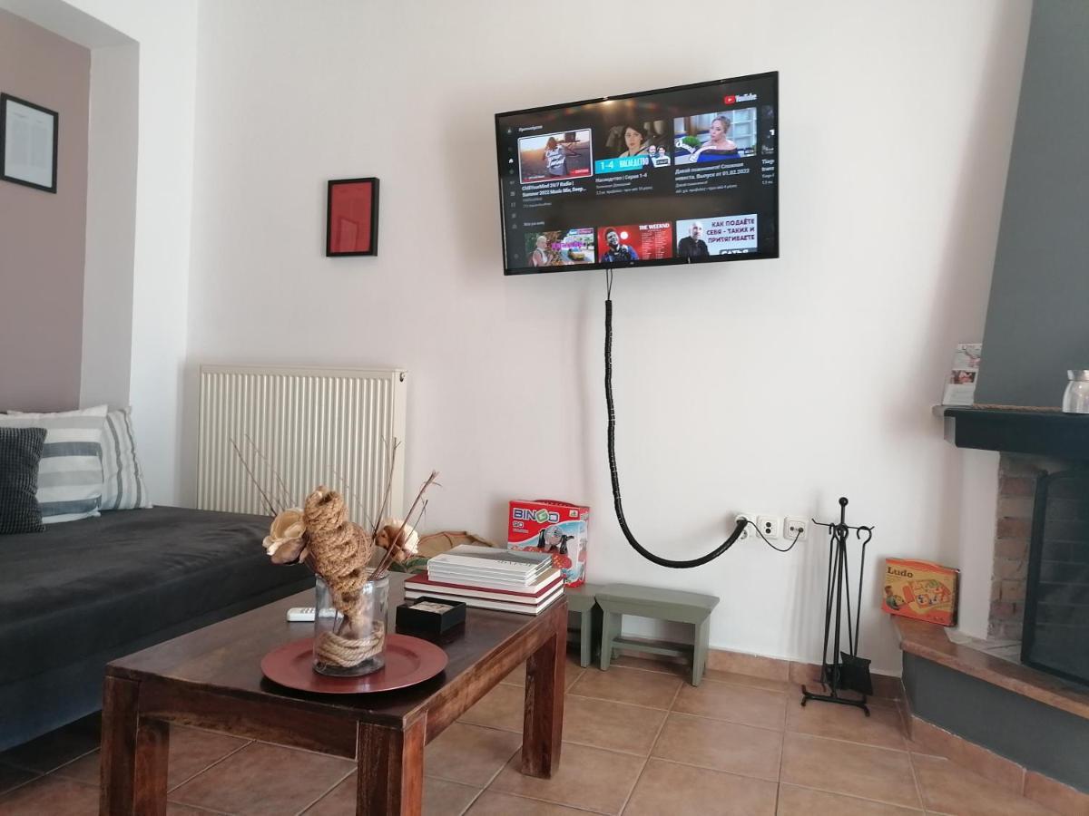 Center Gazi Historical Apartment *
