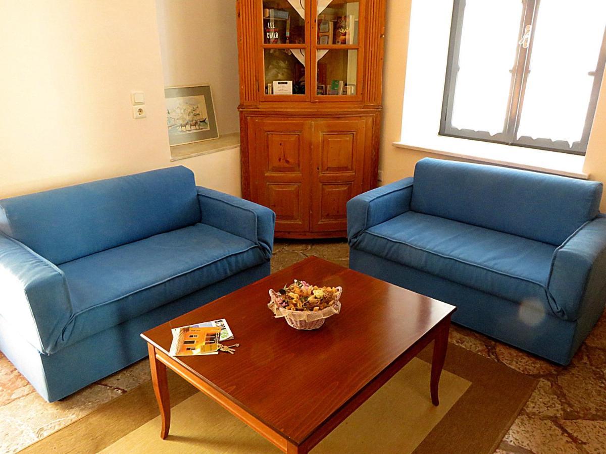 Guest house Phaedra 4*