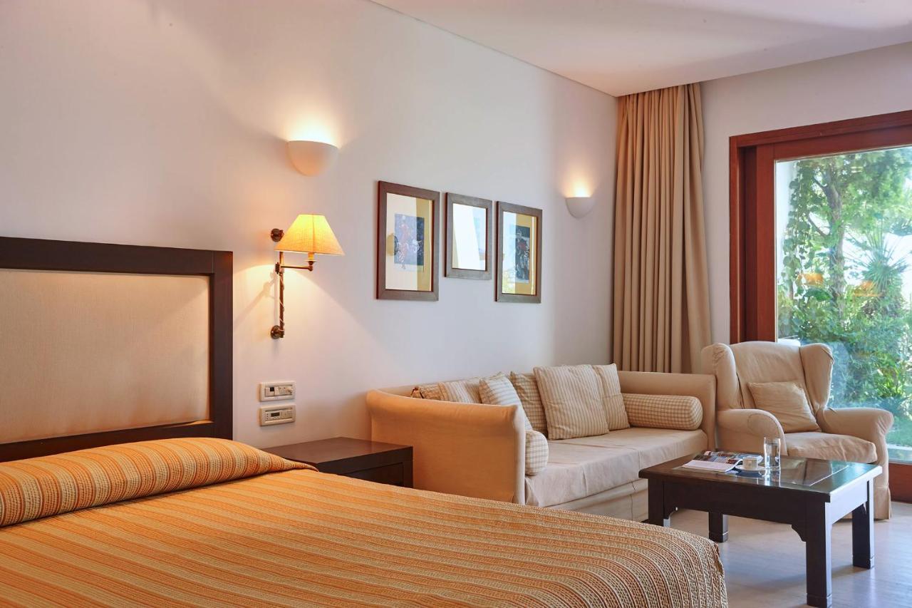 Resort Grand Lagonissi