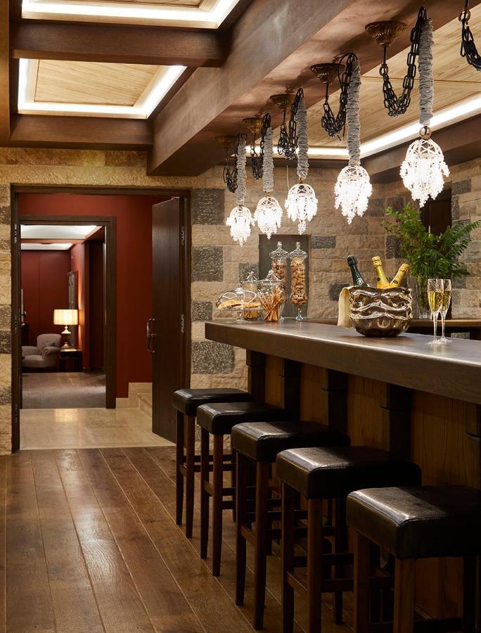 Mountrace & Hotel Monodendri