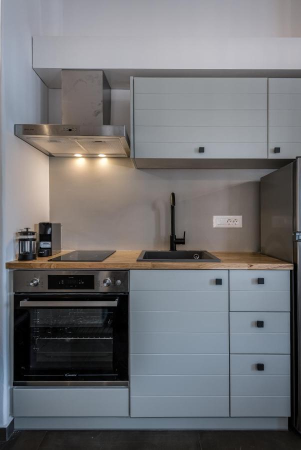 Apartment Vivere Luxury Pera Gyalos