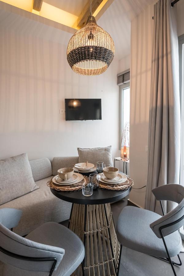 Vivere Luxury Apartment Pera Gyalos