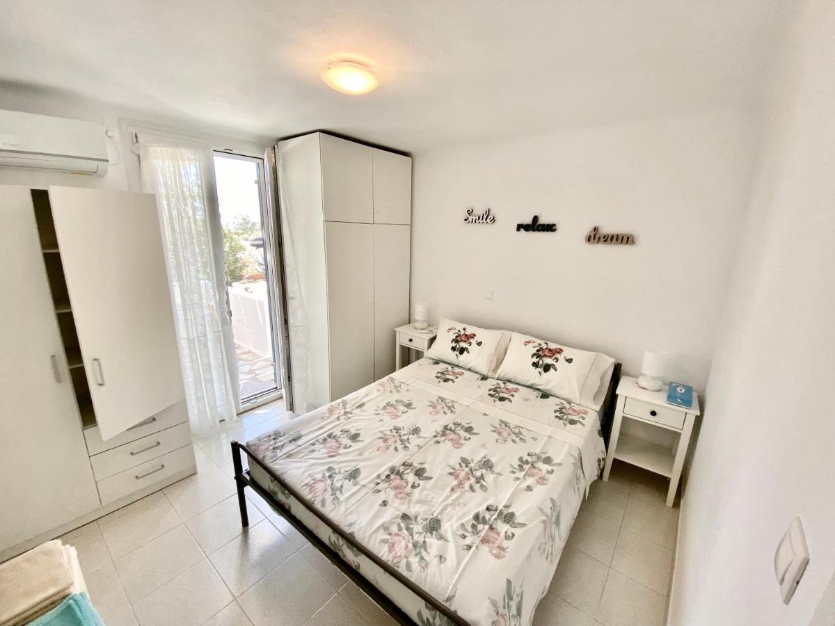 Holiday home Karkabellas Sea View *