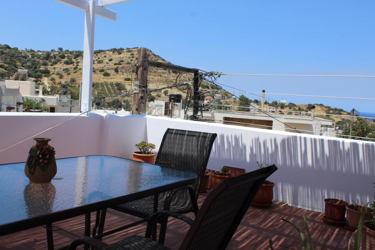 Apartment Dimokritos *