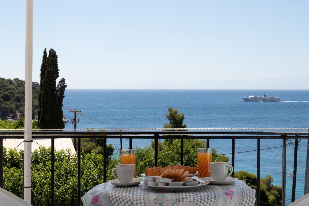 Stafylos Rooms Guest house