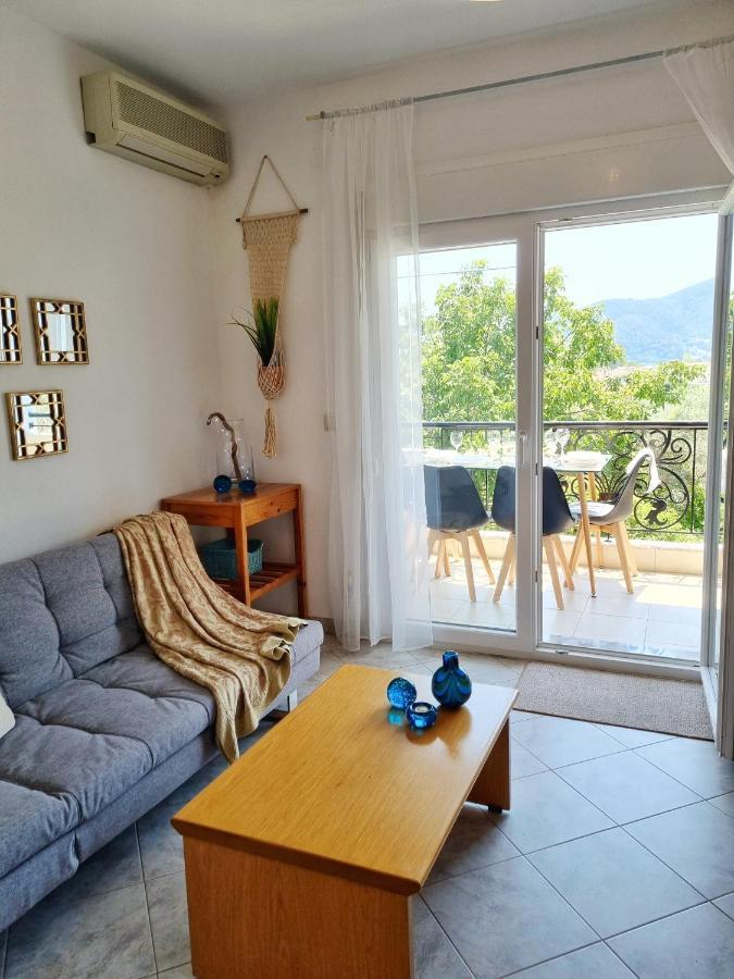 Physis - Seaview Maisonette