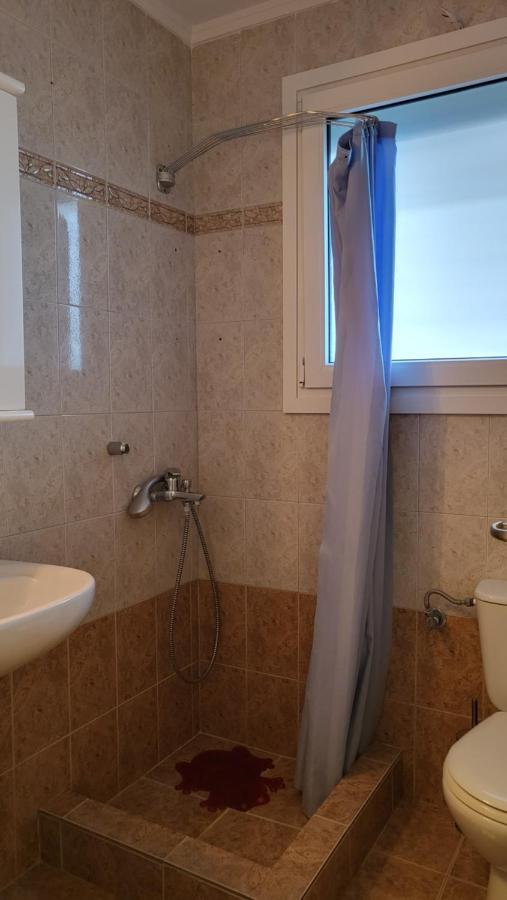 Evita Maisonette, Elegant Beachfront Apt, Apartment