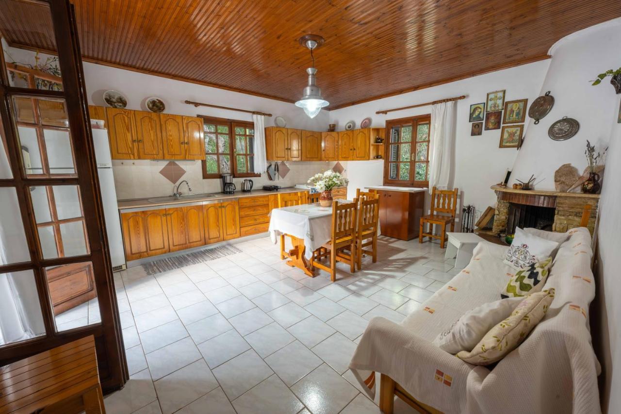 House Of Dimitra Gaios