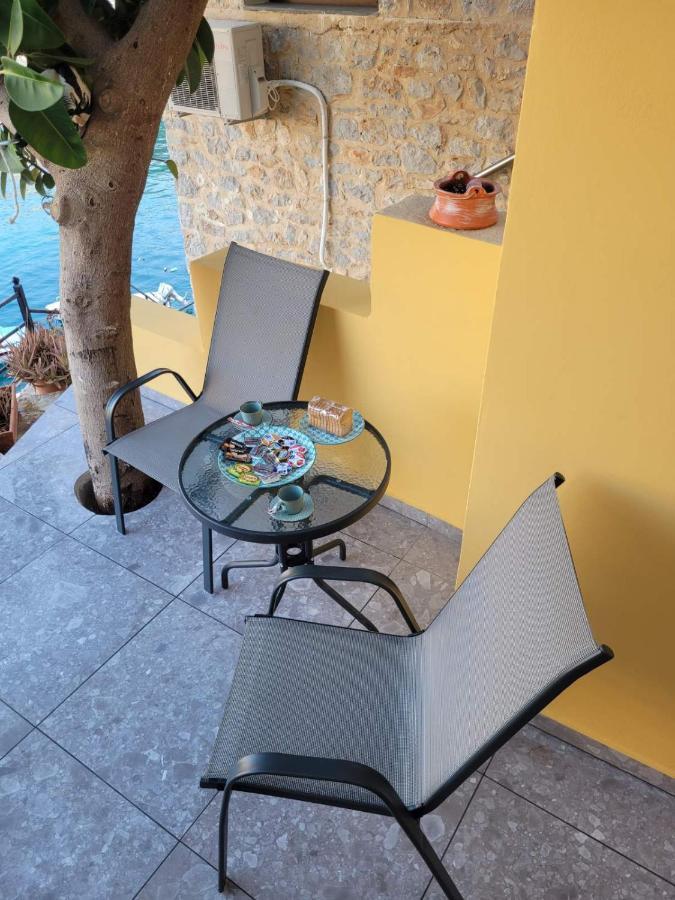 Kleanthi And Kostas Studios *
