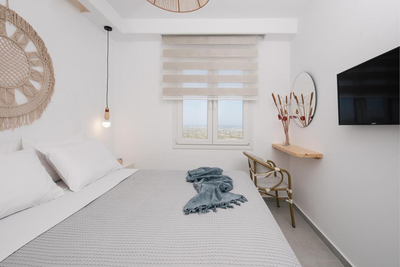 Naxos Skyline Deluxe Villa *