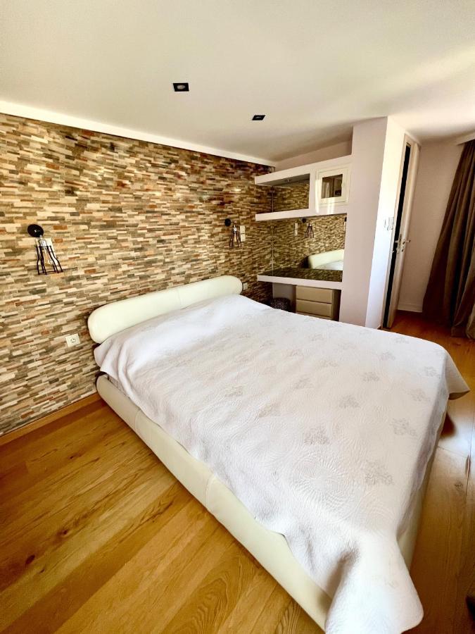 Apartment Helen Luxury Loft Design Meisonette-apartment