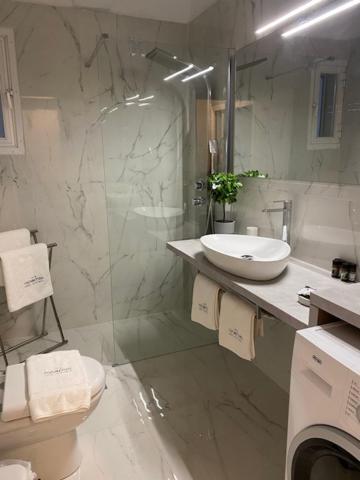 Ninemia Luxury Apartment