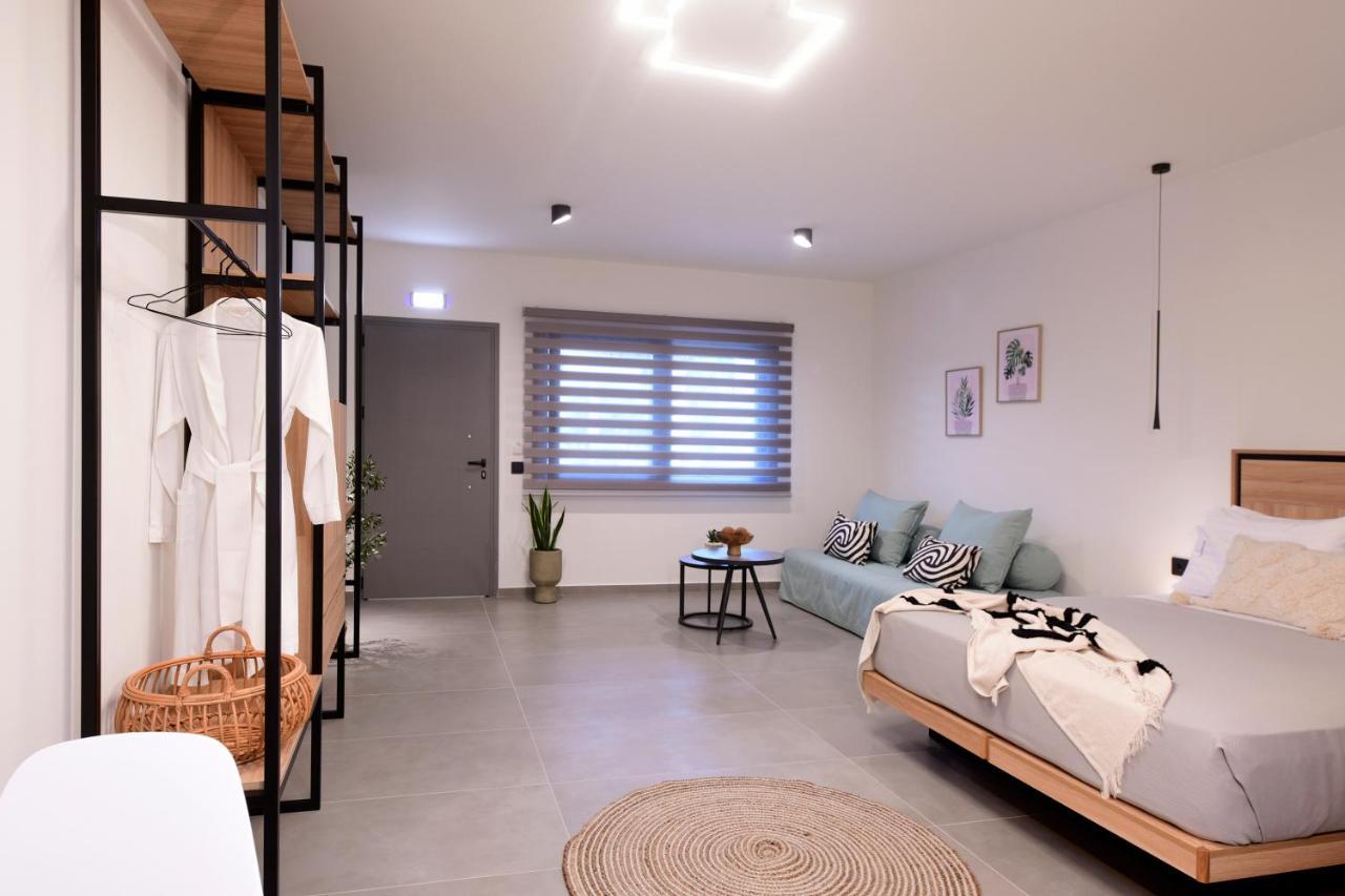 Ostracon Apartment *