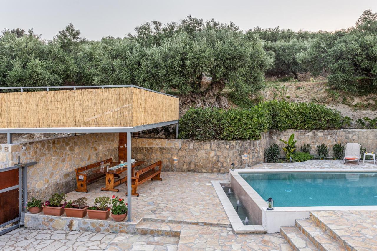 Olive Holiday home Kria Vrisi (Kolimvari)