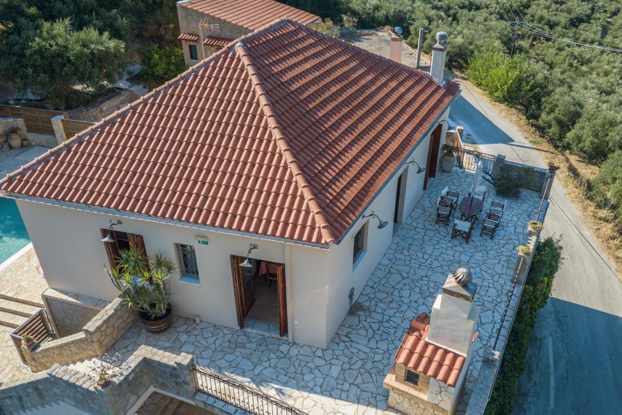 Olive * Kria Vrisi (Kolimvari)