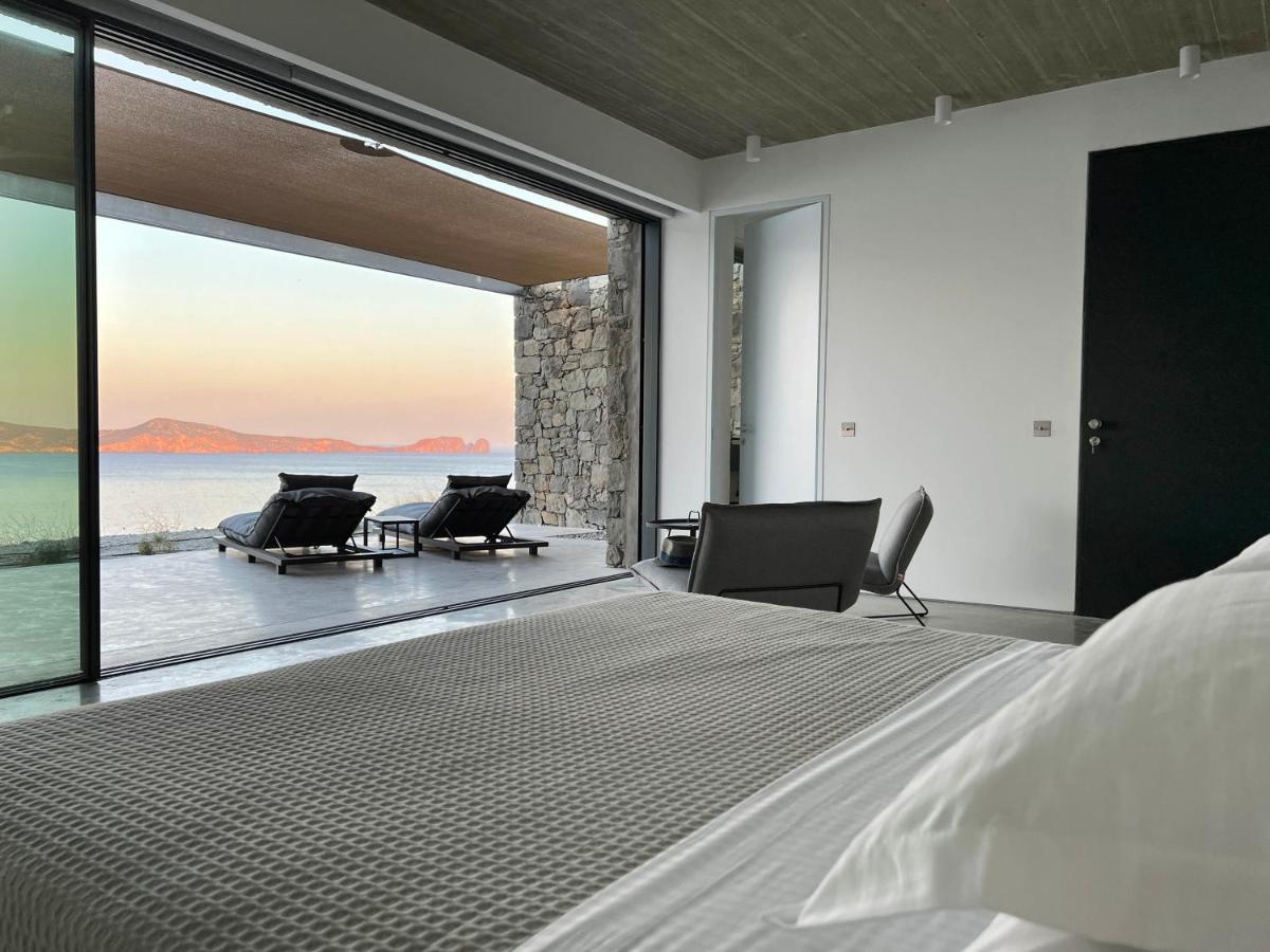 Apartment Echoes Milos