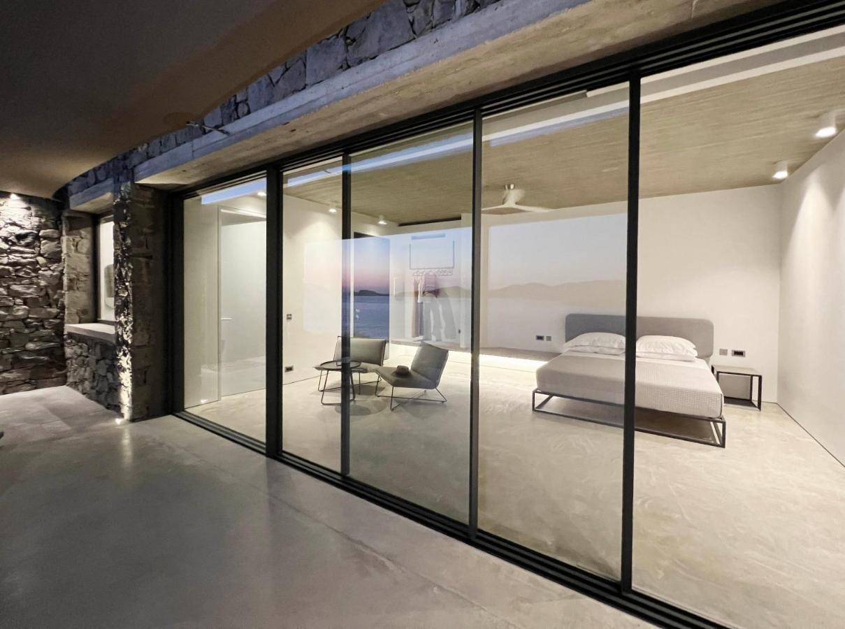 Echoes Milos Apartment