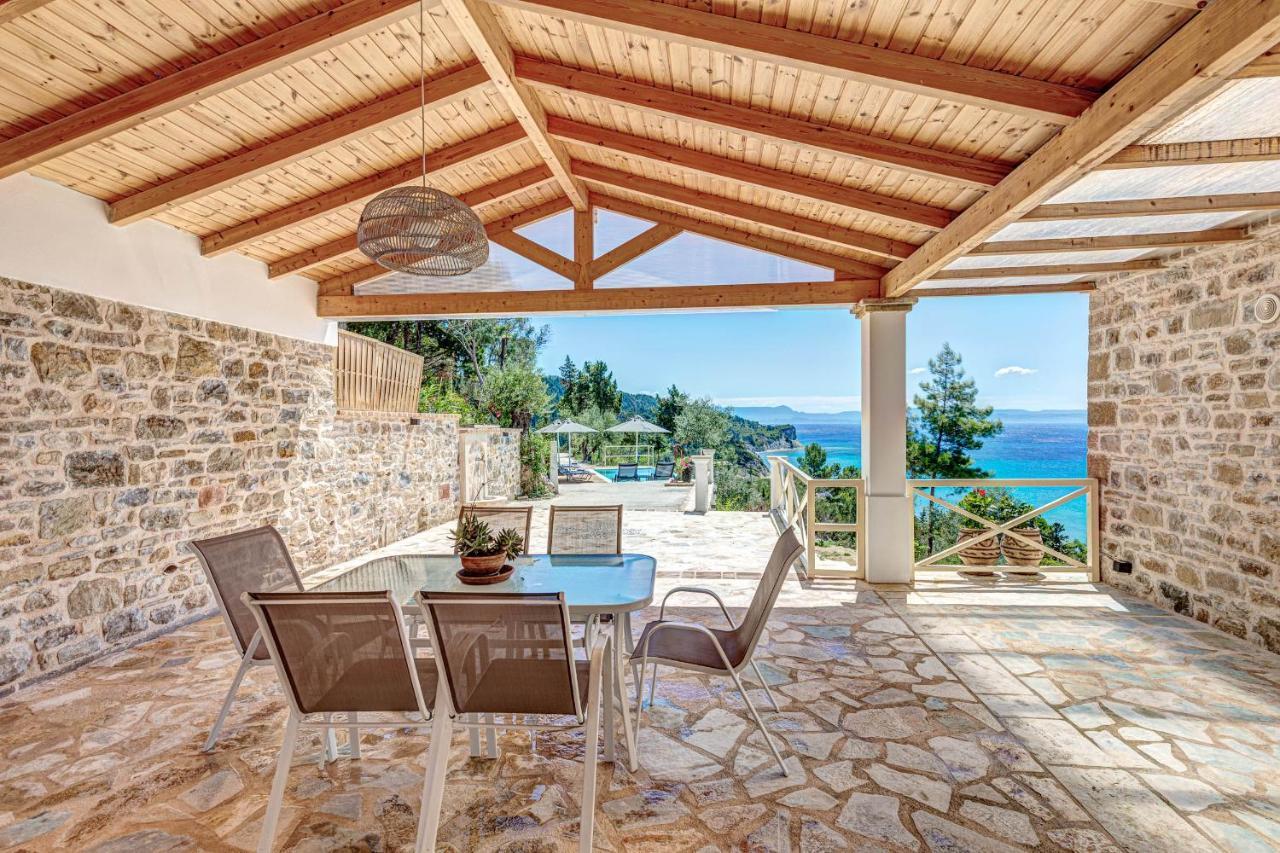 Feax Ocean View * Ereikoussa
