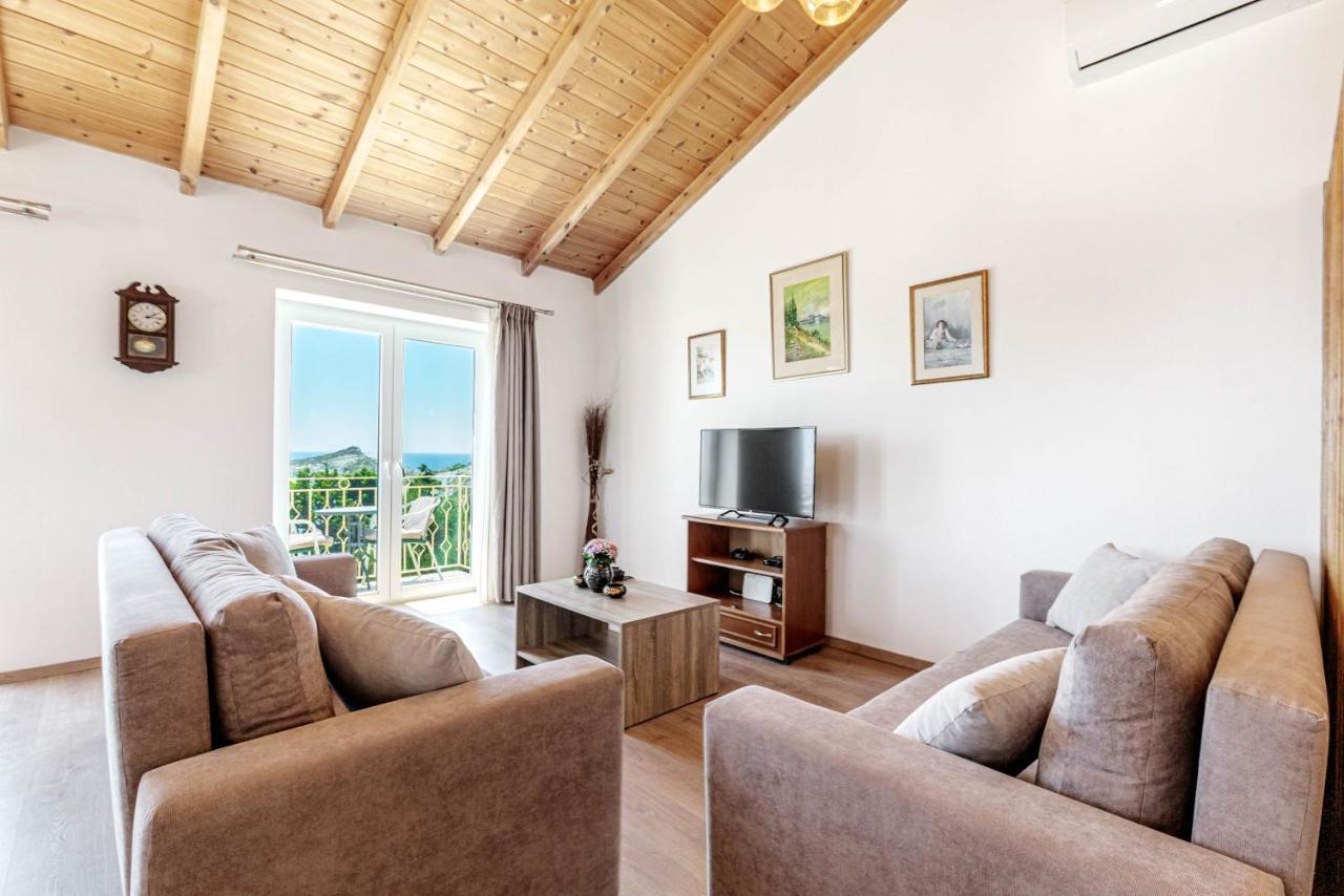 Villa Feax Ocean View *