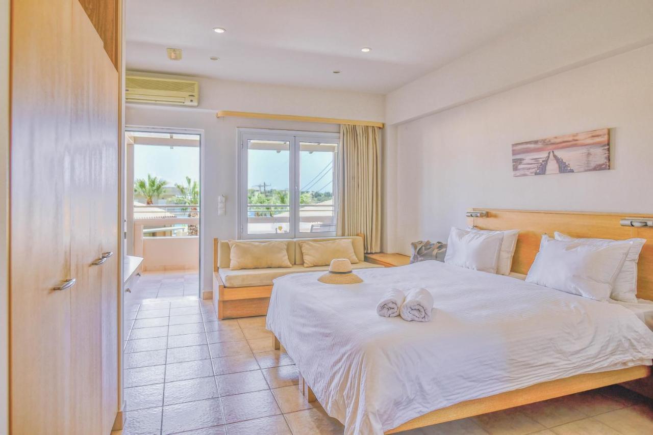 Anatoli Apartment *