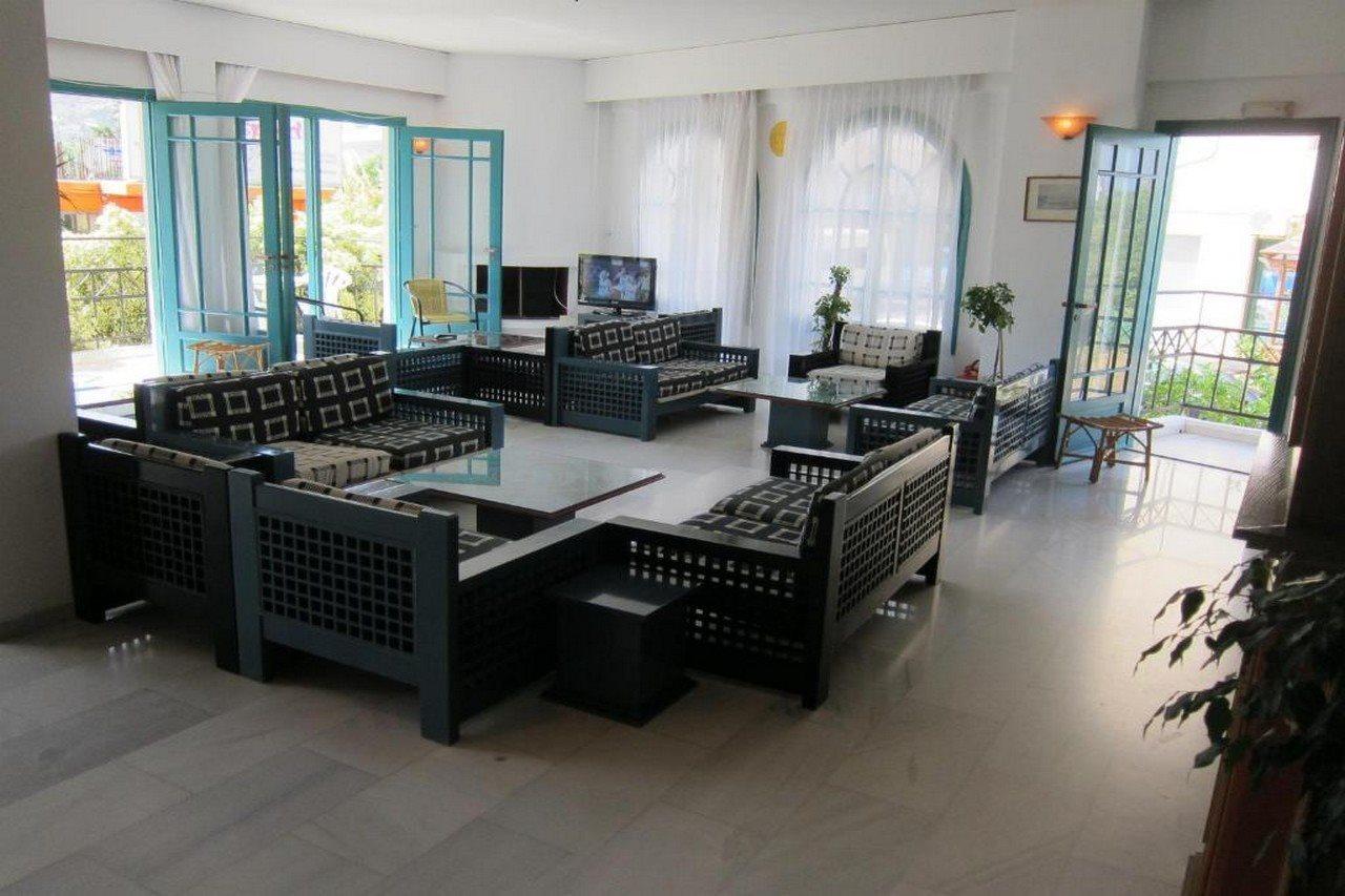 Hotel Antinoos 3*