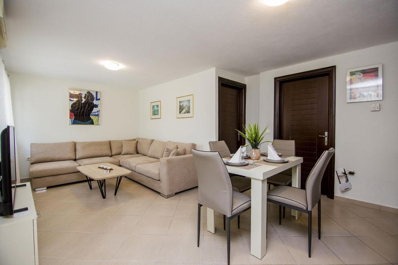 Kasta Apartment *