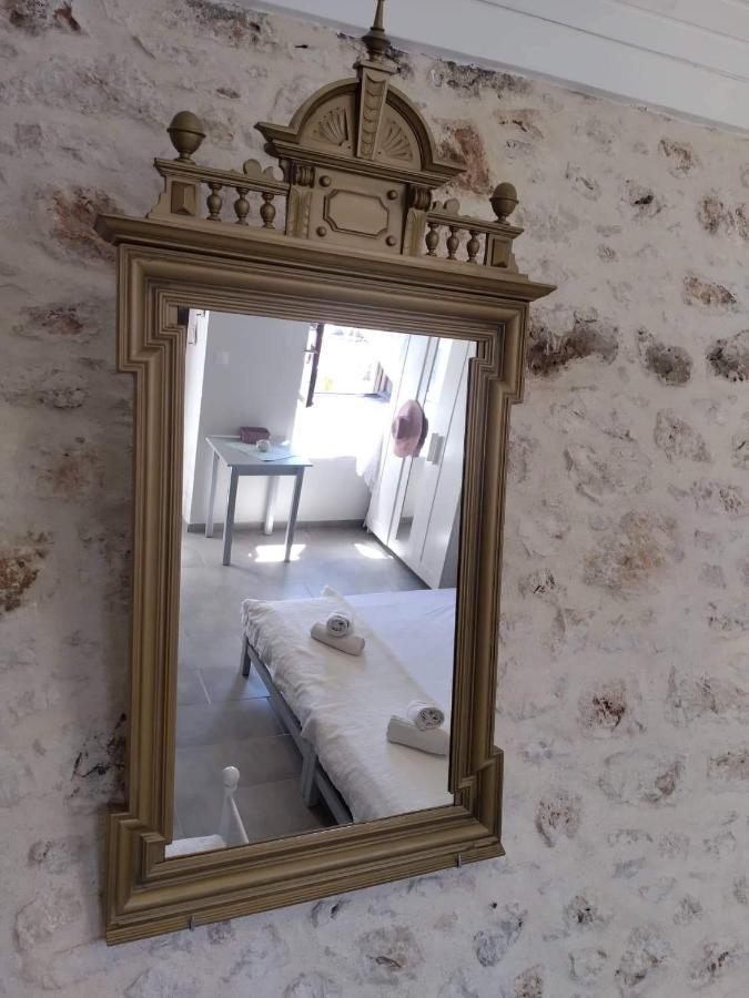 Casa Con Vista Apartment Chalki Town