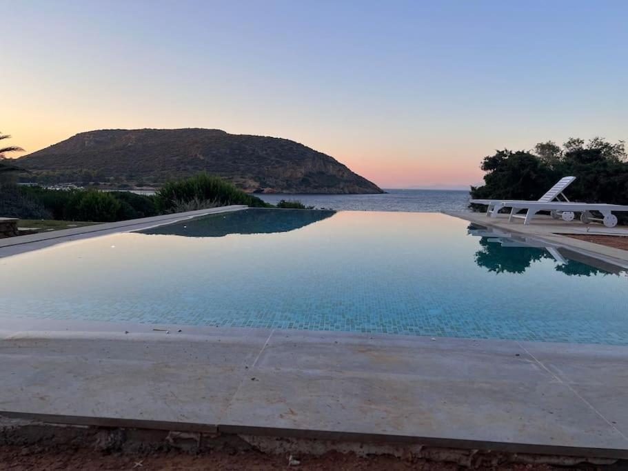 Summer In Villa Porto Rafti