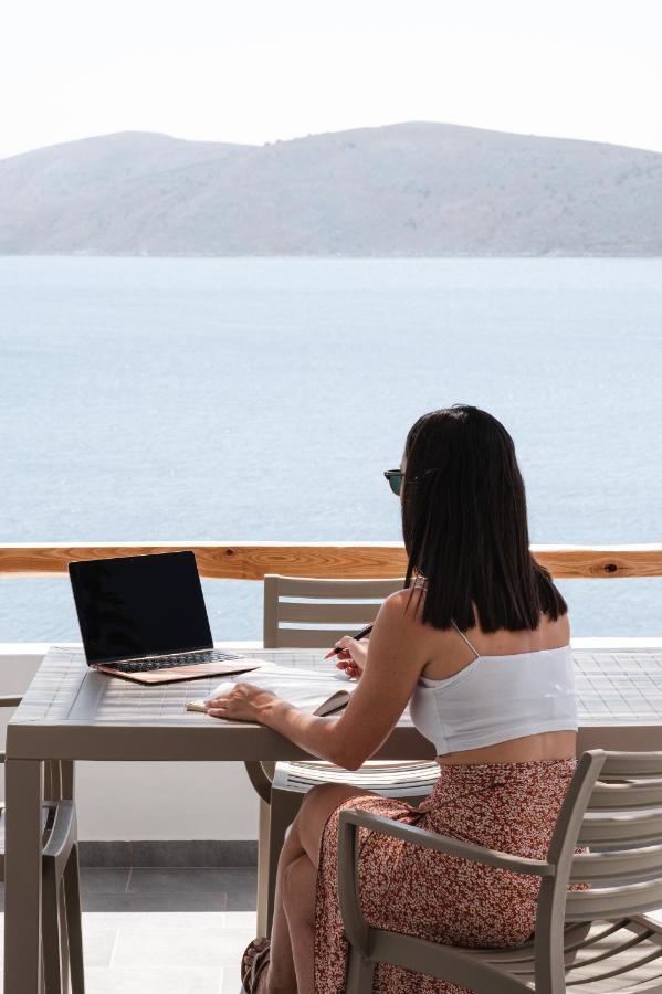 Vassiliki Skyros Island Villa *