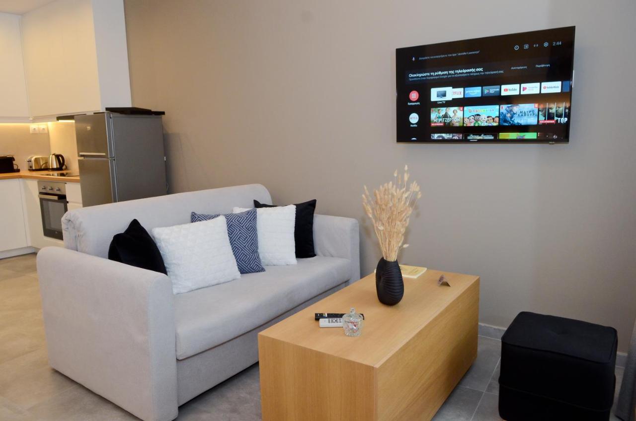 Roloi Apartment