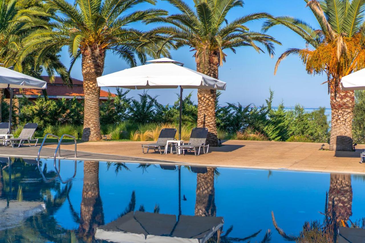 Resort Blue Dolphin