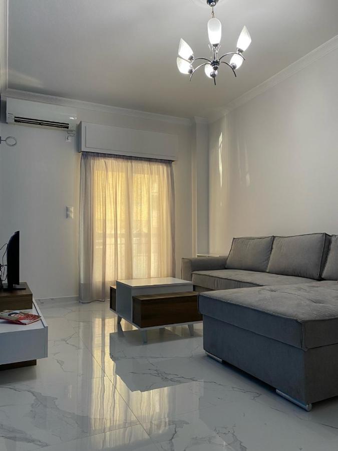 Jo's House *