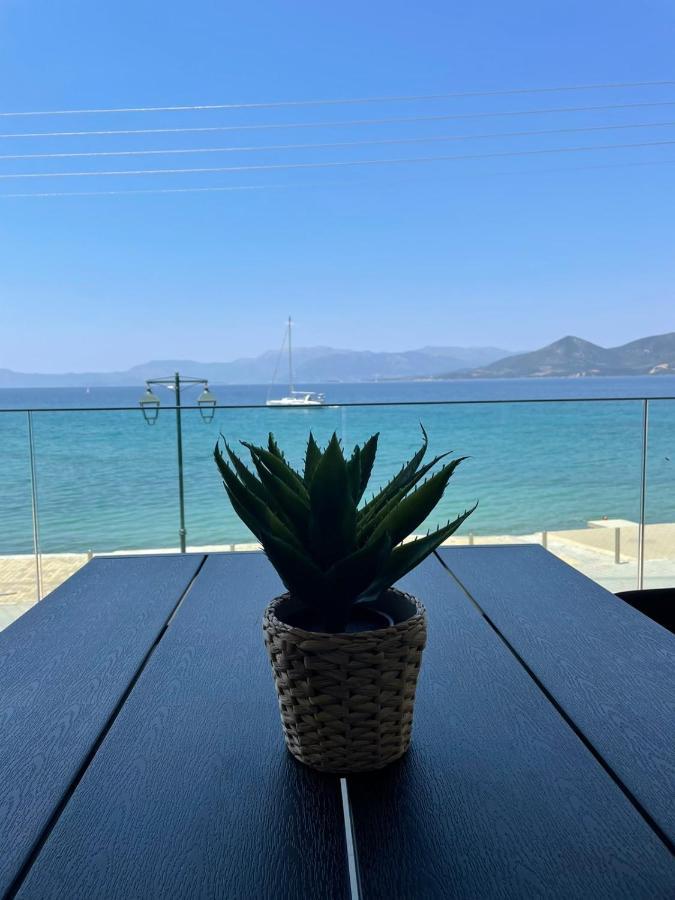 By The Sea - Holiday home Palairos